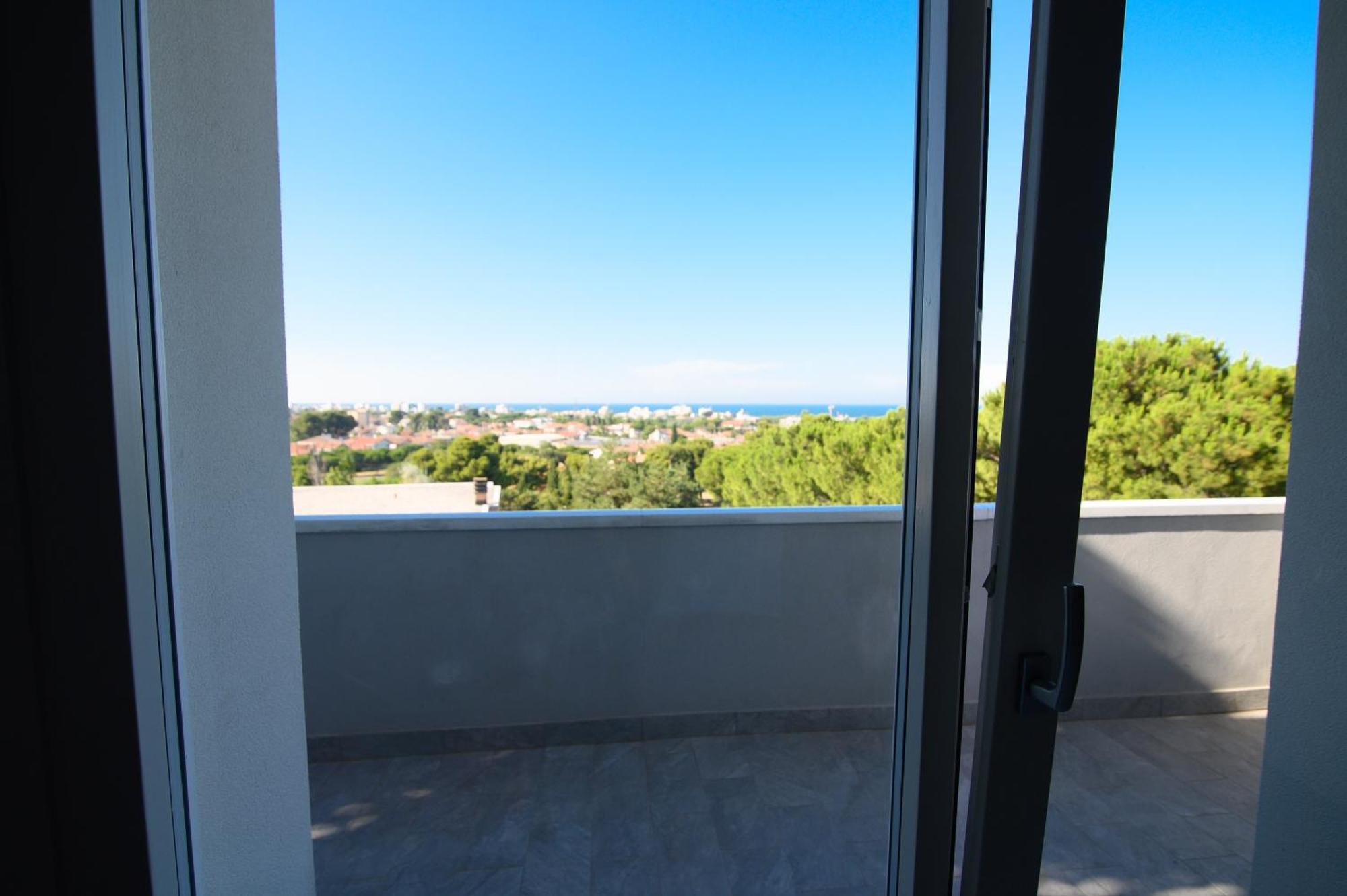 Villetta Panoramica Con Giardino A Riccione Kültér fotó